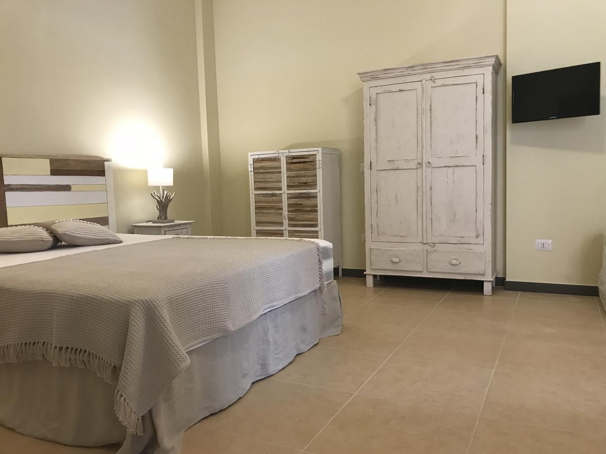 Villa Dei Ginepri Галиполи Екстериор снимка